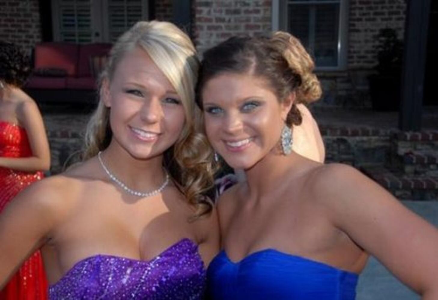 Roswell, Kell, Sequoyah students kick off Prom 2011