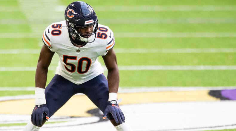 Chicago Bears outside linebacker Barkevious Mingo (50) readies for the play in the first quarter against the Minnesota Vikings, Sunday, Dec. 20, 2020, in Minneapolis. The Bears won 33-27. (David Berding/AP)