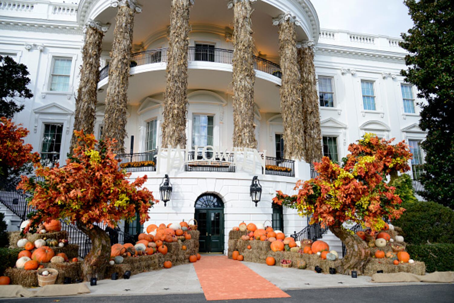 Photos: President Trump, first lady Melania Trump welcome children to White House for Halloween