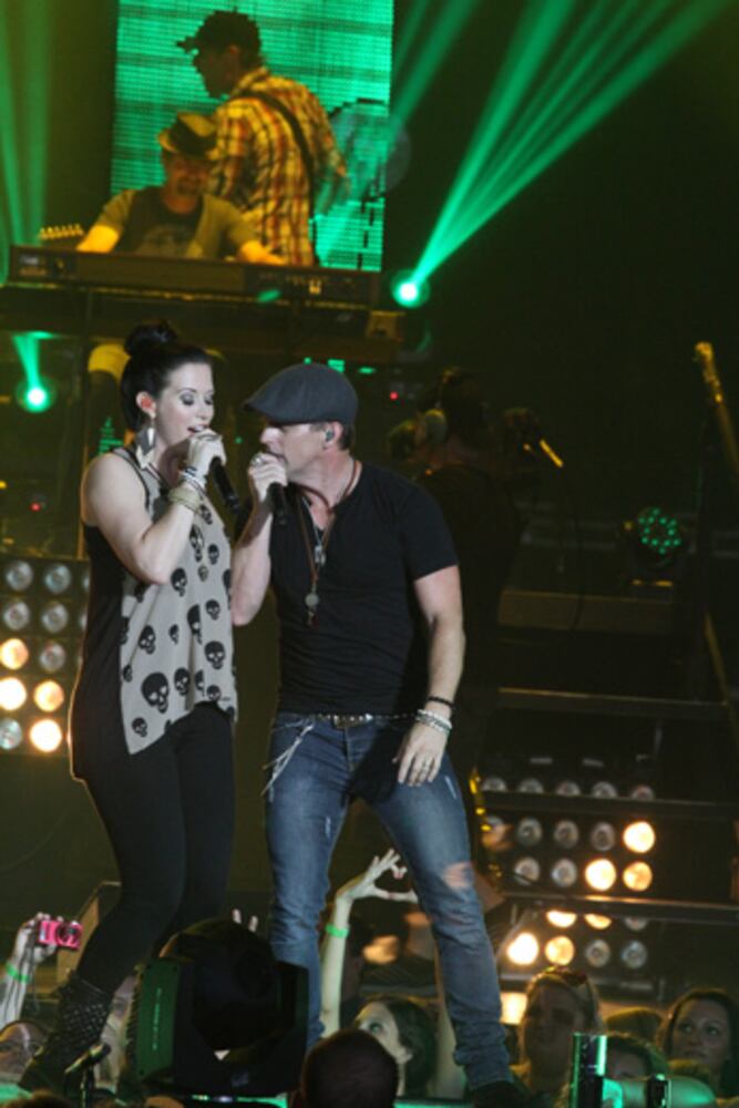Luke Bryan, Florida Georgia Line play Lakewood