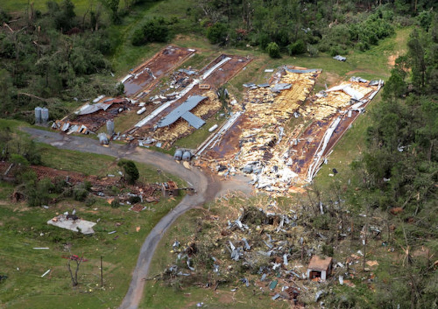 Georgia: Aerial view of tornado aftermath