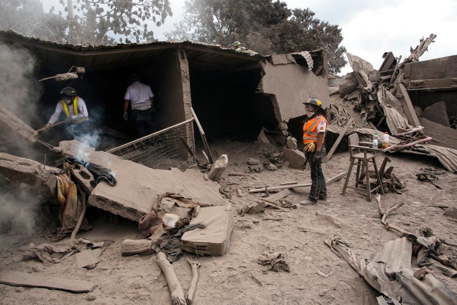Photos: Deadly Guatemala volcano blankets country with ash