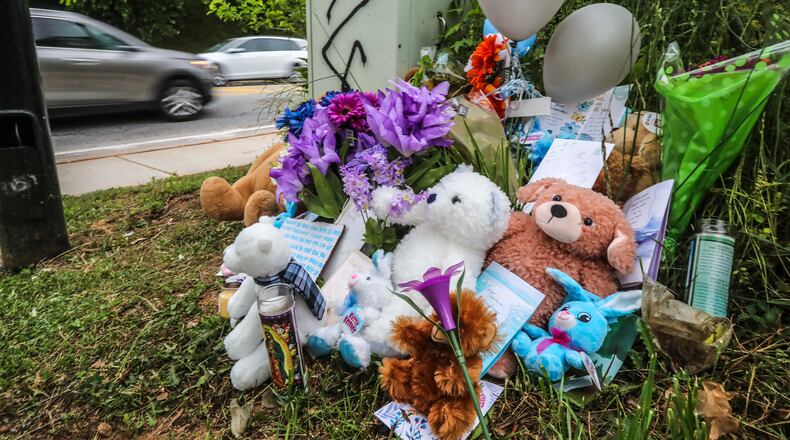 May 3, 2021 Atlanta: A growing memorial for a 15-year old The teen victim was identified by authorities as Diamond Johnson who was shot and killed over the weekend was placed near the the Glenwood Park shopping plaza. Atlanta police officials issued an impassioned statement after numerous weekend shootings left a 15-year-old girl and a 22-year-old man dead and others injured. “This past weekend, six incidents of gun violence left multiple people injured including a 15-year-old female who sadly lost her life,” the Atlanta Police Department said in a statement. “When these violent crimes occur, people look to law enforcement for answers. What many do not consider is that when people decide to resort to gun violence to resolve personal issues, this is not just a policing issue. These incidents involve people making poor decisions when resolving conflict.” The statement echoed a recent social media post that similarly urged people to quit shooting each other (John Spink / John.Spink@ajc.com)