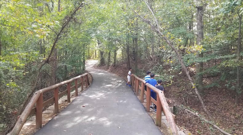 Duluth will replace wooden bridge railings at Bunten Road Park. Google Maps Photo