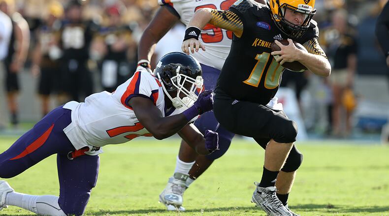 Quarterback Trey While leads the Owls with an average of 79.5 rushing yards per game.
