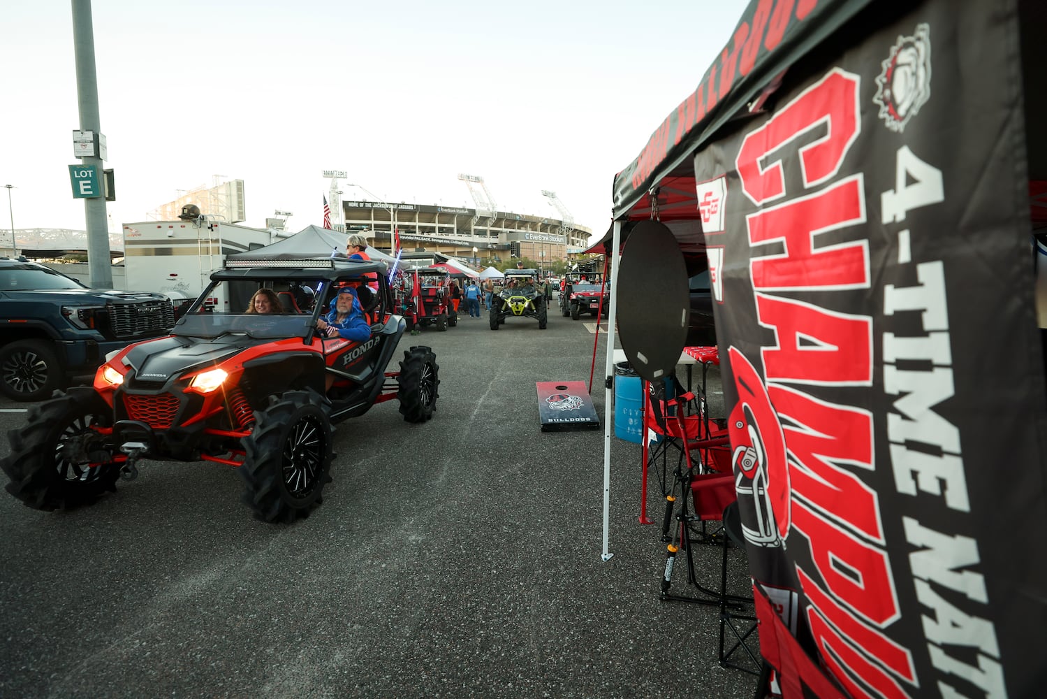 aajc 110125 georgia florida tailgating