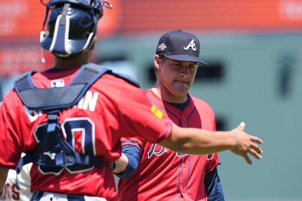 Atlanta Braves pitcher Bryce Elder, right, and catcher Drake Baldwin walk to the dugout after the seventh inning of a baseball game against the San Francisco Giants, Saturday, June 7, 2025, in San Francisco. (AP Photo/Godofredo A. Vásquez)
