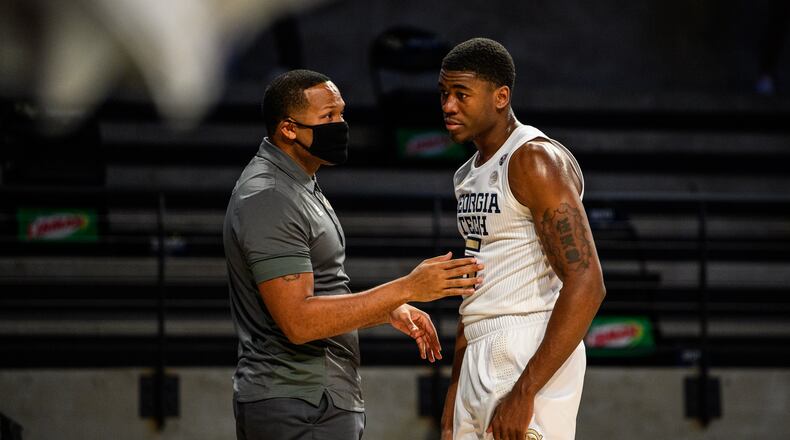 Former Georgia Tech assistant coach Anthony Wilkins (left) helped develop players including Moses Wright during his time with the Yellow Jackets. (Danny Karnik file photo / Georgia Tech Athletics)