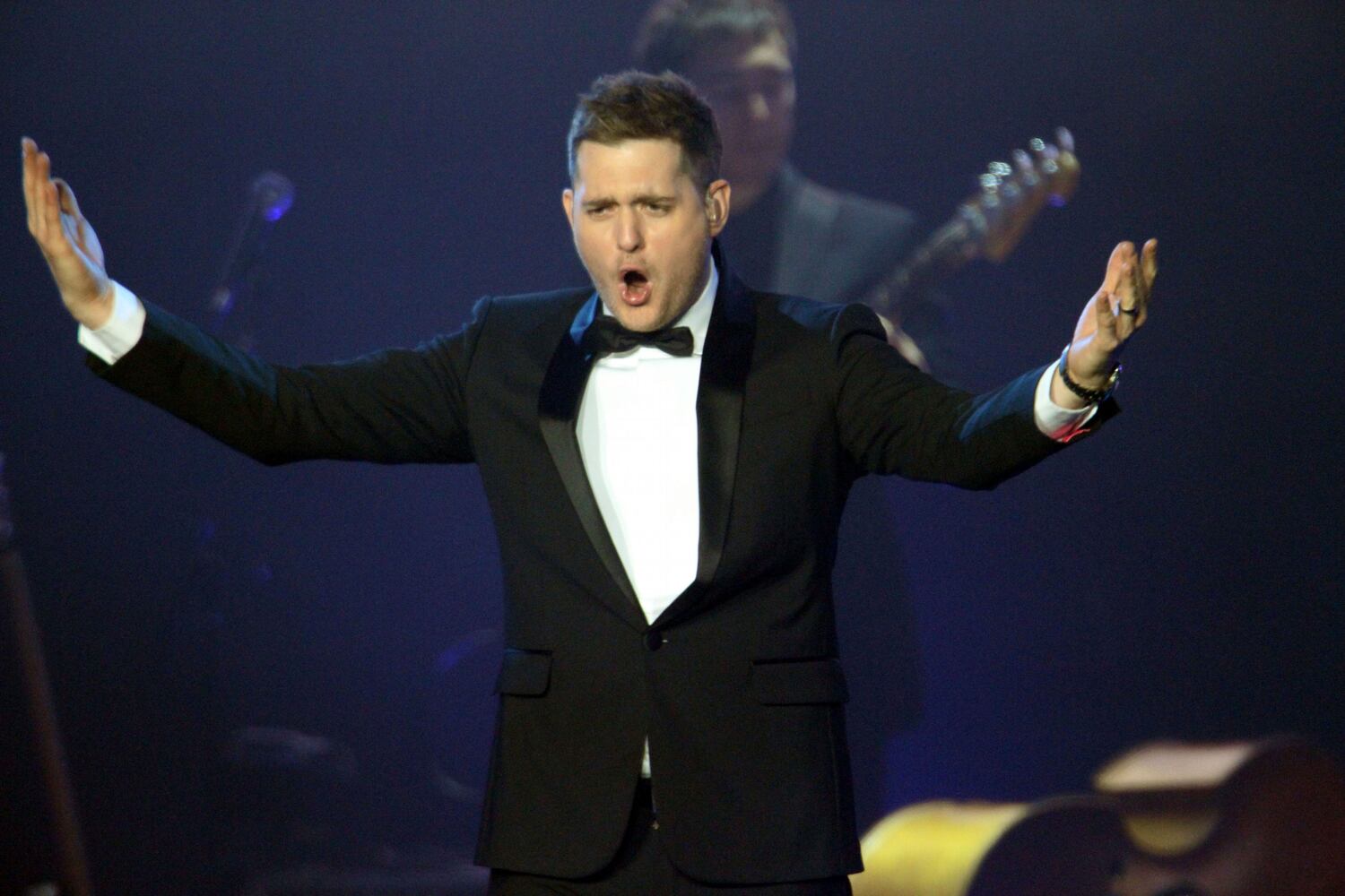 Singer croons to sold-out crowd