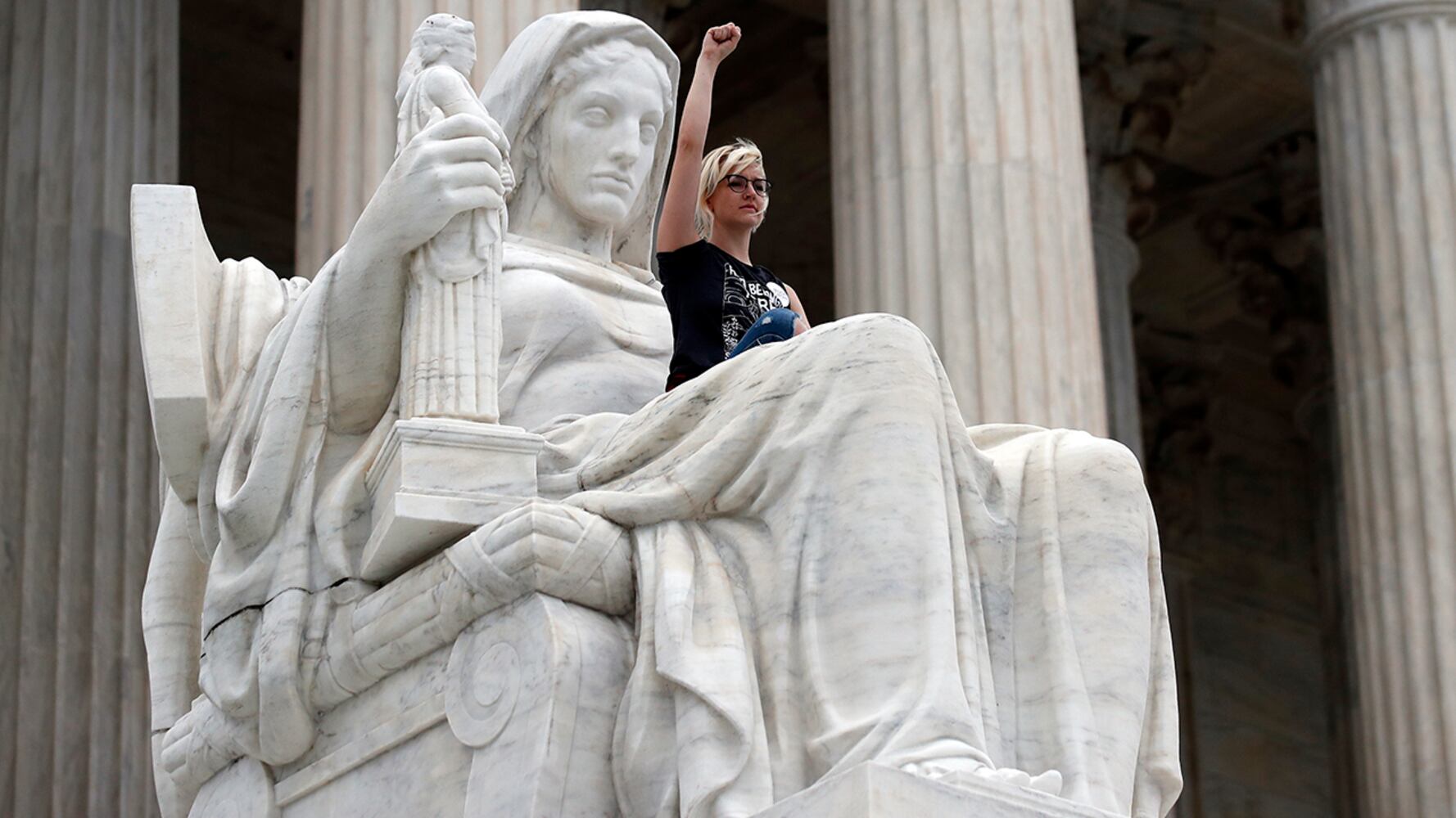 Photos: Protesters gather at Capitol ahead of Kavanaugh vote