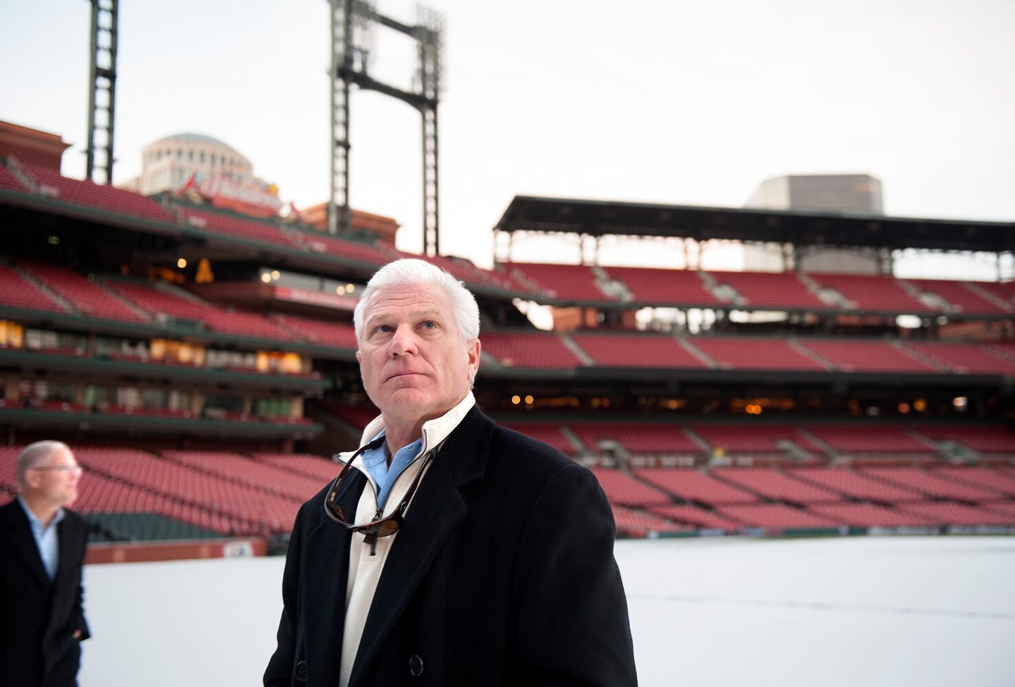 Braves executives tour St. Louis Cardinals’ stadium