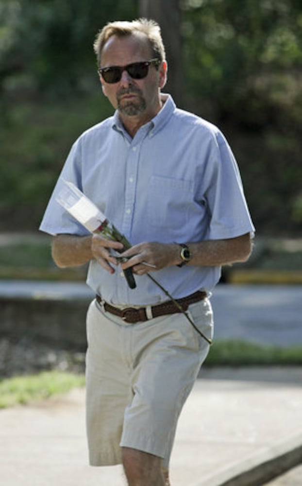 Photos: Manhunt in Athens for UGA professor