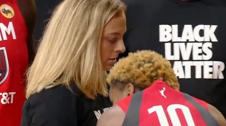 Atlanta Dream head coach Nicki Collen huddles her team in the fourth quarter against the Los Angeles Sparks Sunday, Aug. 30, 2020, in Bradenton, Fla. (Via Facebook)