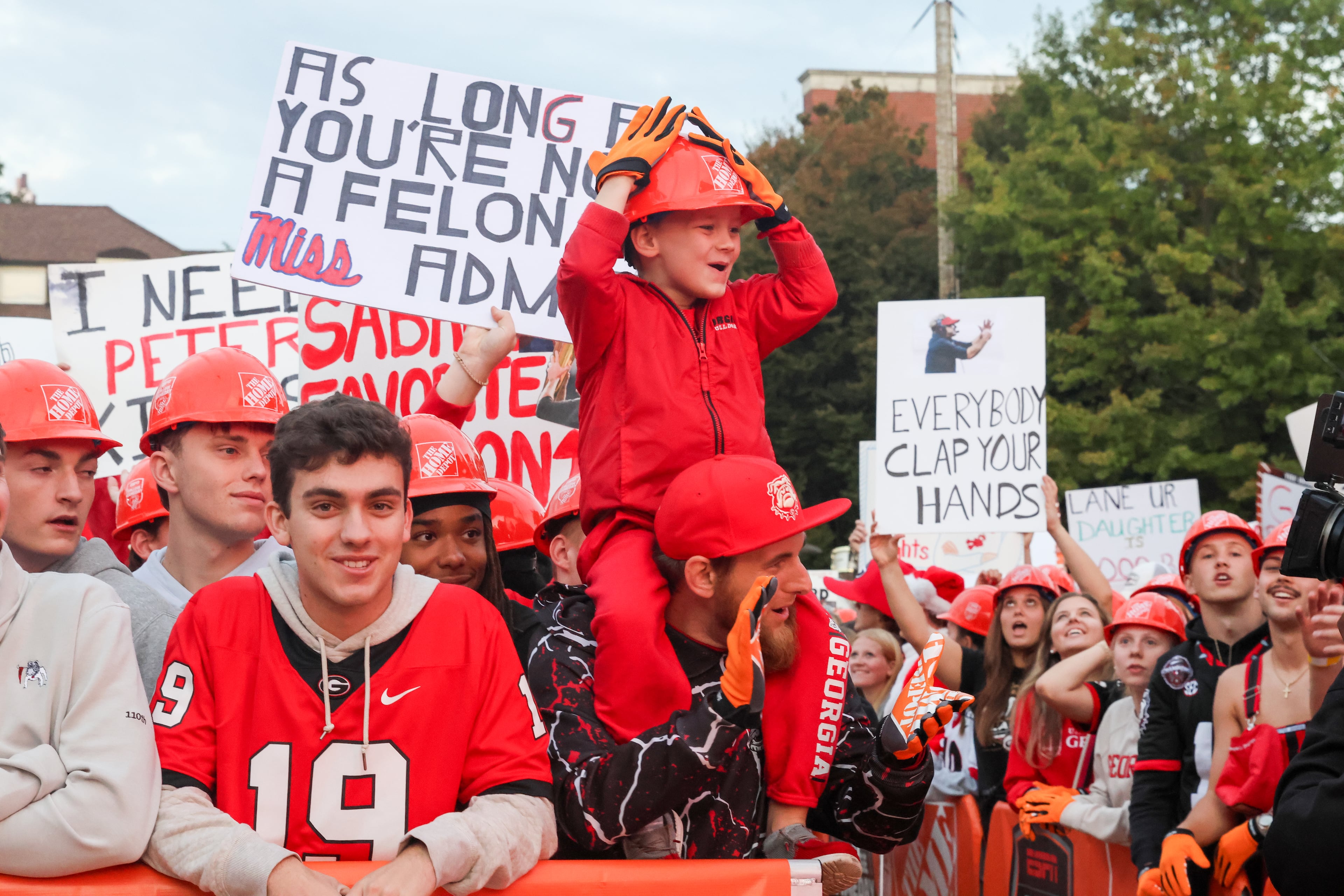 UGA fans wait for the ESPN College GameDay broadcast from Myers Quad at UGA to start on Saturday, Oct. 18, 2025. (C.J. Bartunek for the AJC)