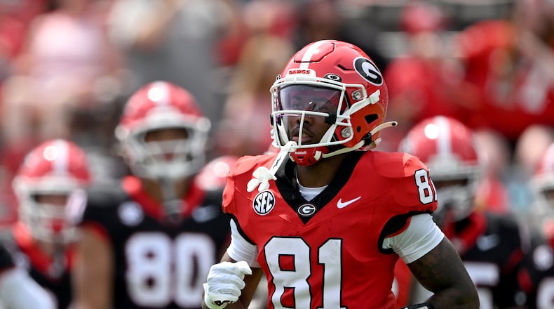 Georgia wide receiver Craig Dandridge Jr. warms up during G-Day at Sanford Stadium on SApril 18, 2026. (Hyosub Shin/AJC)