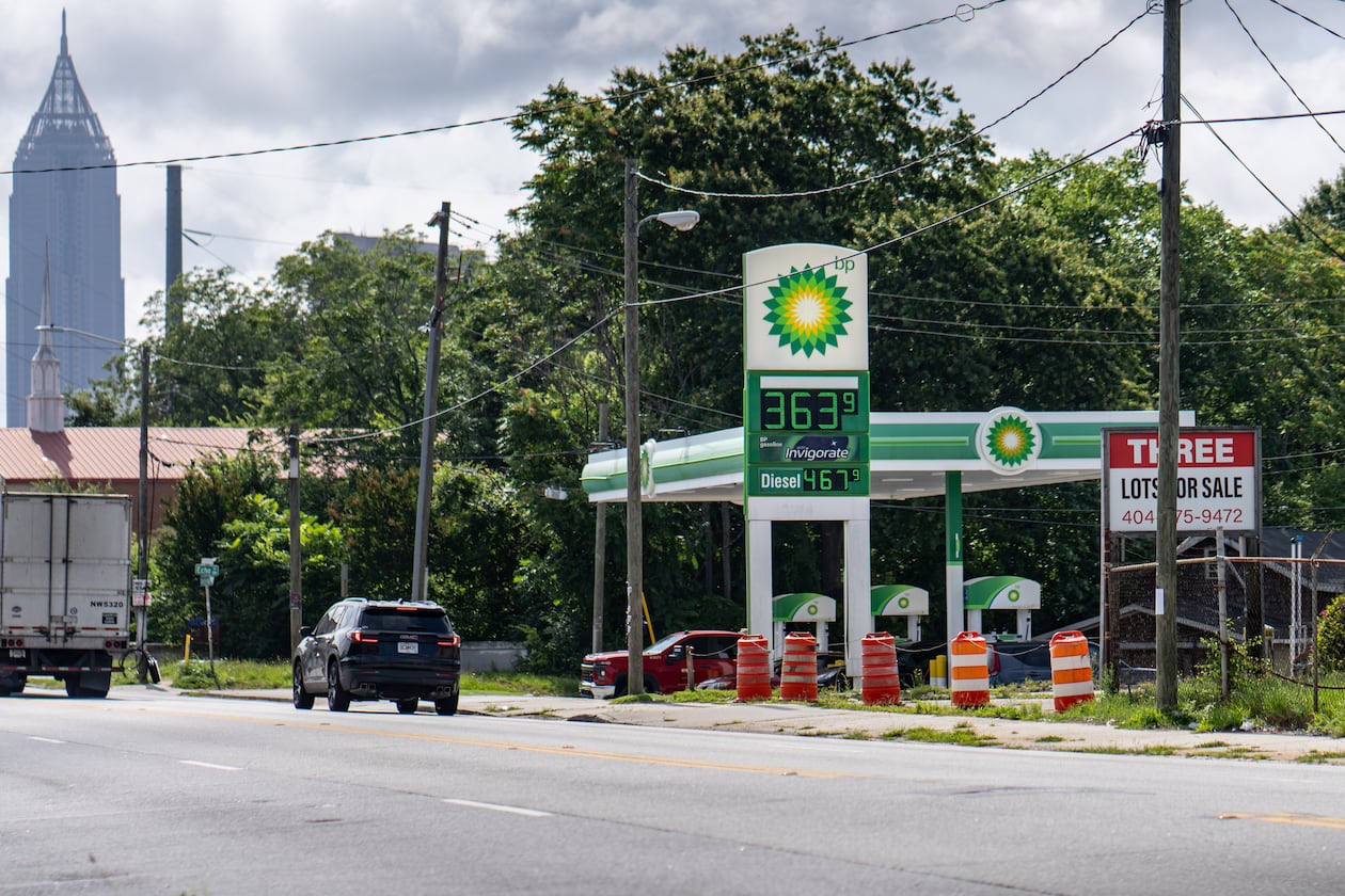 Gas prices are below $4 at a station on Donald Lee Hollowell Parkway in Atlanta on Monday, June 22, 2026. (Ben Hendren for the AJC)