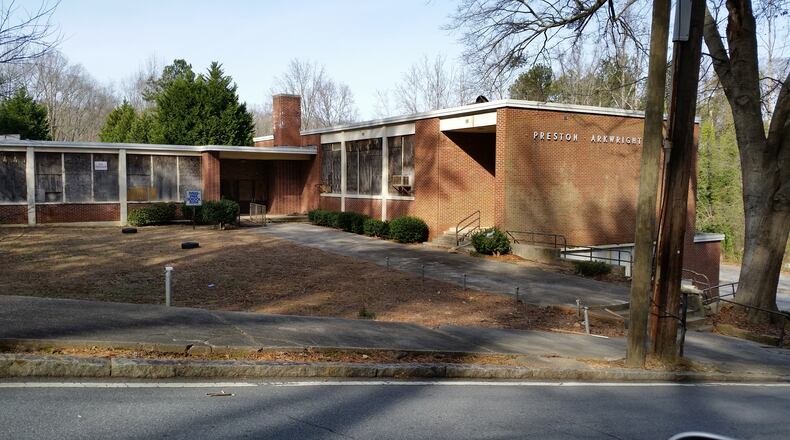Arkwright Elementary School at 1261 Lockwood Drive SW was built in the 1950s and closed in 2004 amid declining enrollment. Photo: Terry Kearns