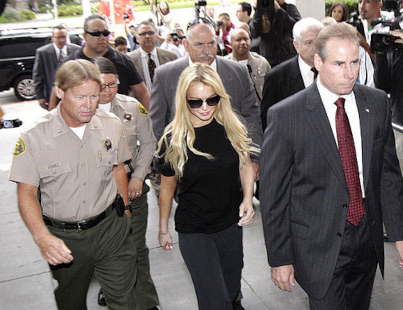 Lindsay Lohan's courtroom chic