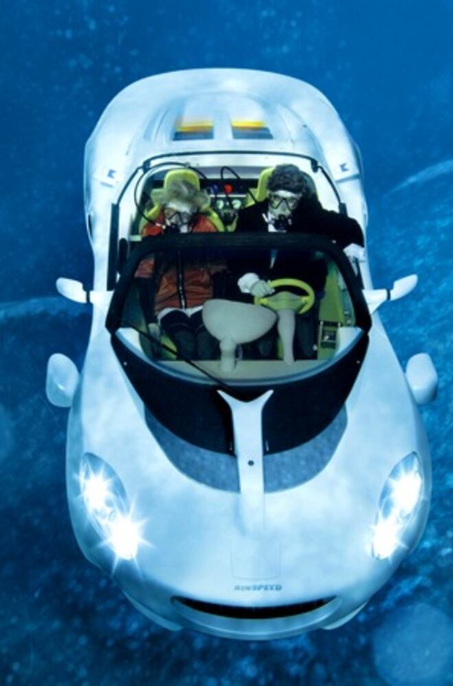 The sQuba: Hot new sports car drives on land or underwater