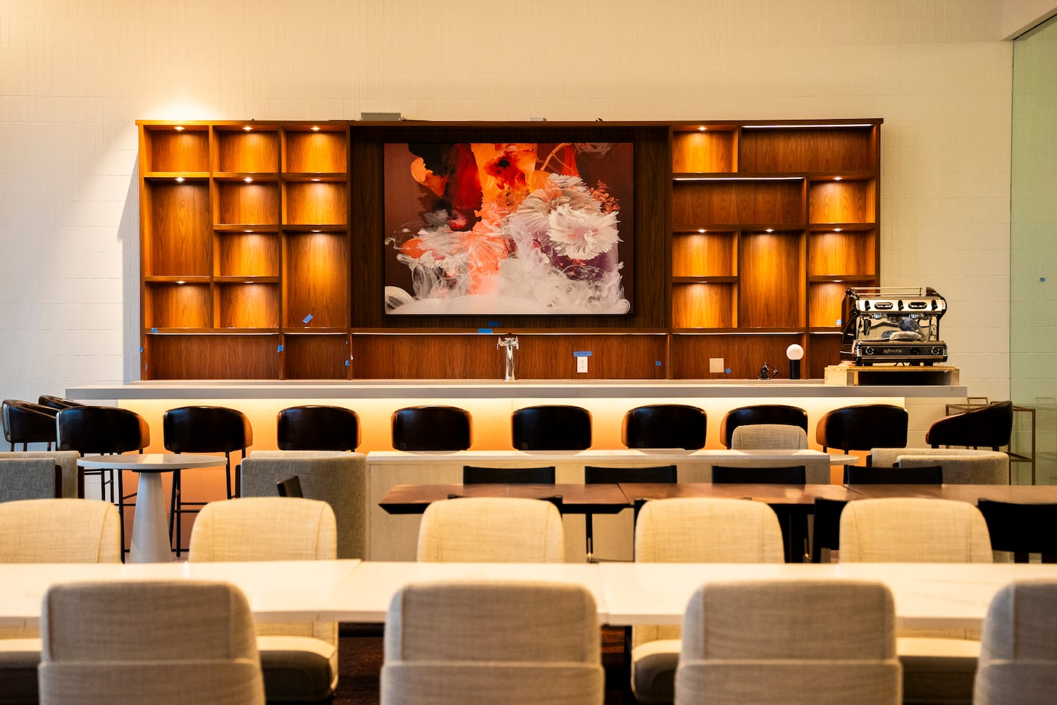 Signia by Hilton Hotel Opens at the Georgia World Congress Center 