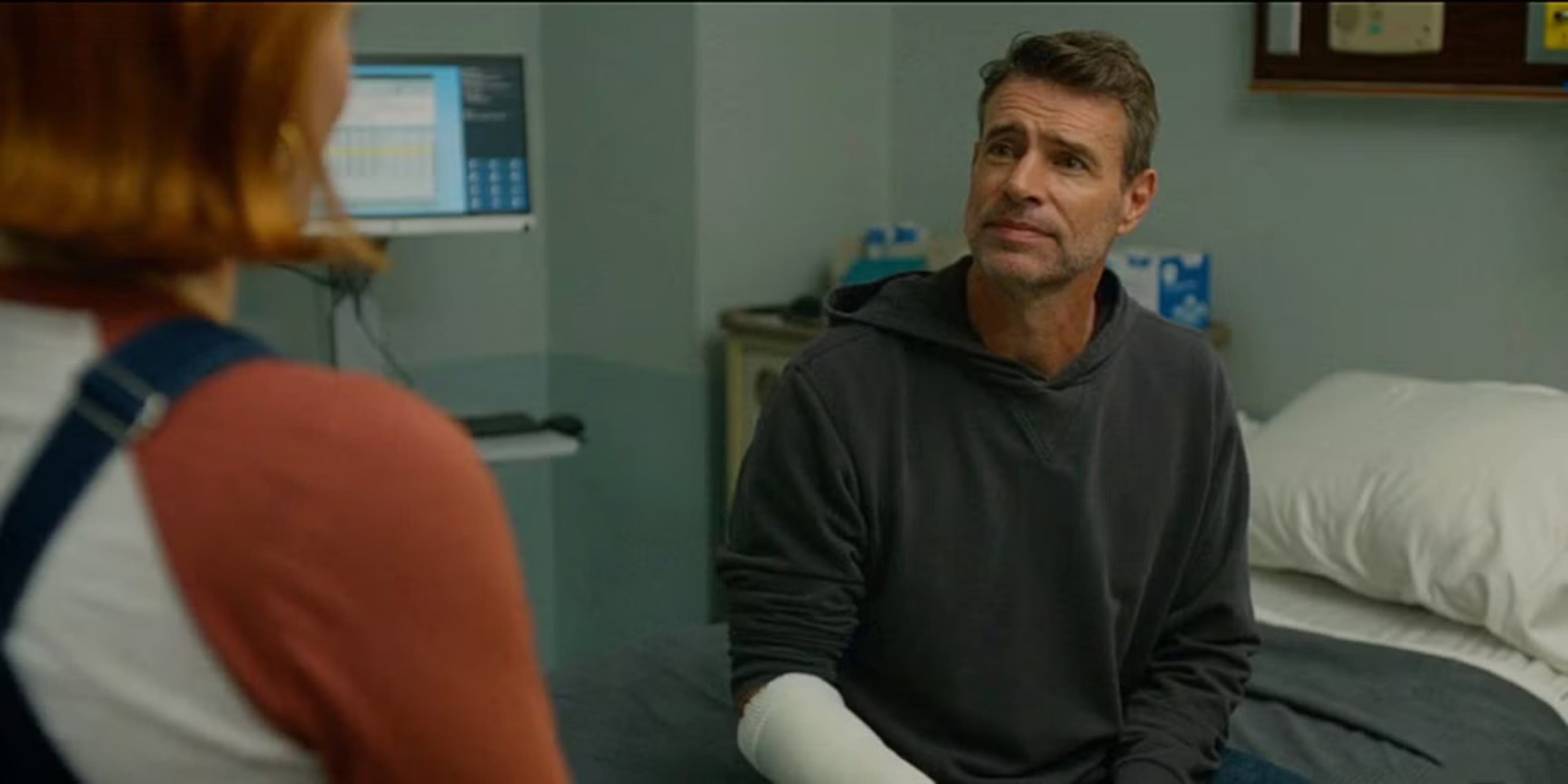 Scott Foley's plays a new potential love interest for Angie Polaski (Erika Christensen) partway through season 3 of "Will Trent" on ABC. He is also starring in an Amazon drama "It's Not Like That." ABC