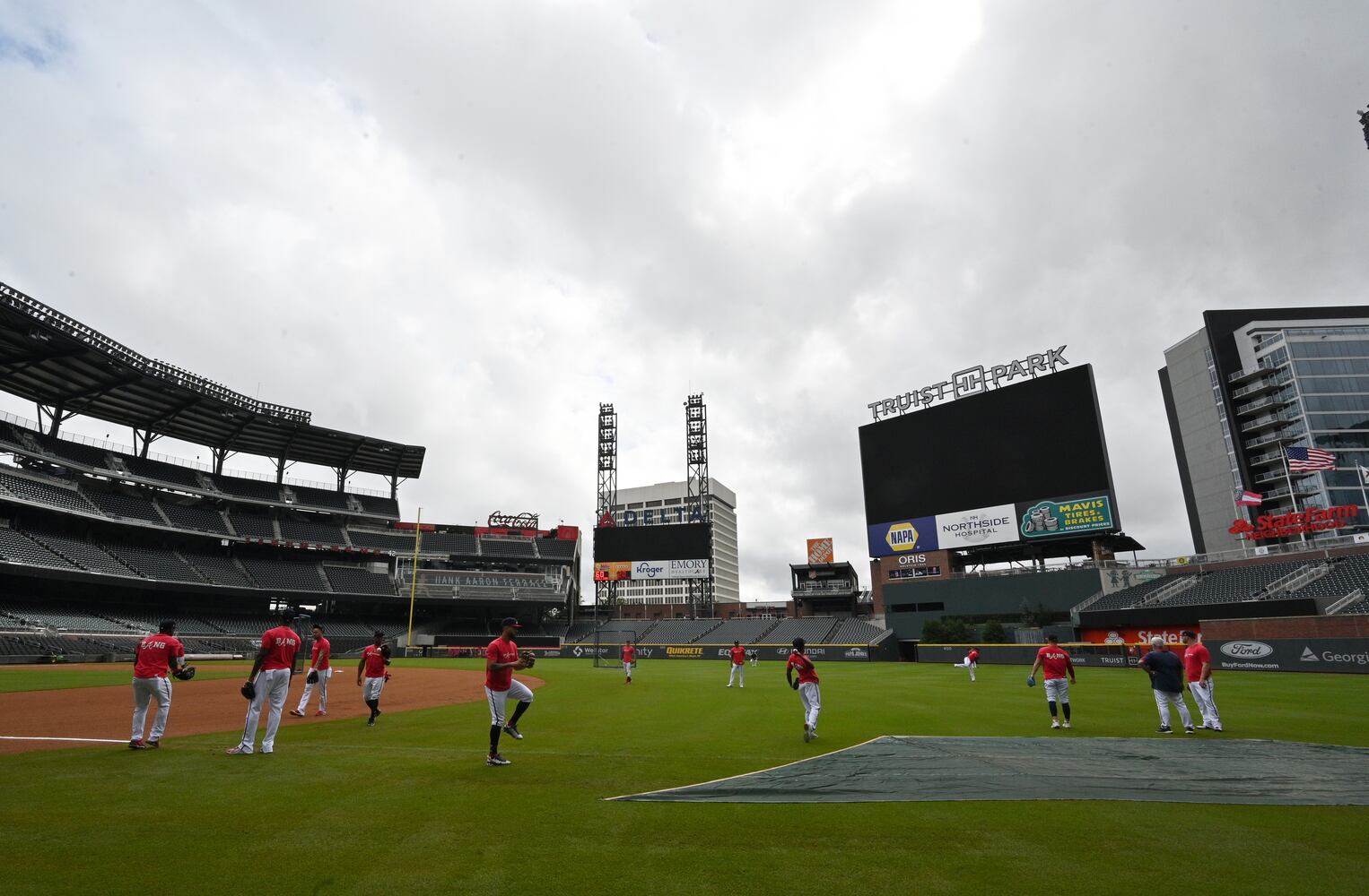 Braves playoff workout photo