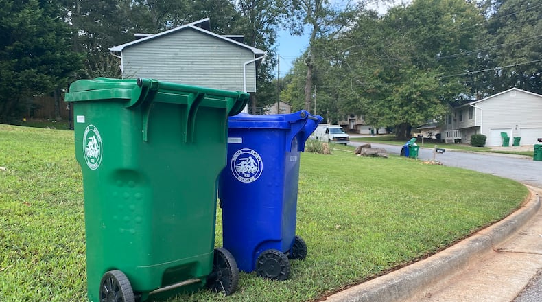 Residents in Stone Mountain's Pepperwood neighborhood say DeKalb County's sanitation trucks have been mixing trash and recycling together.