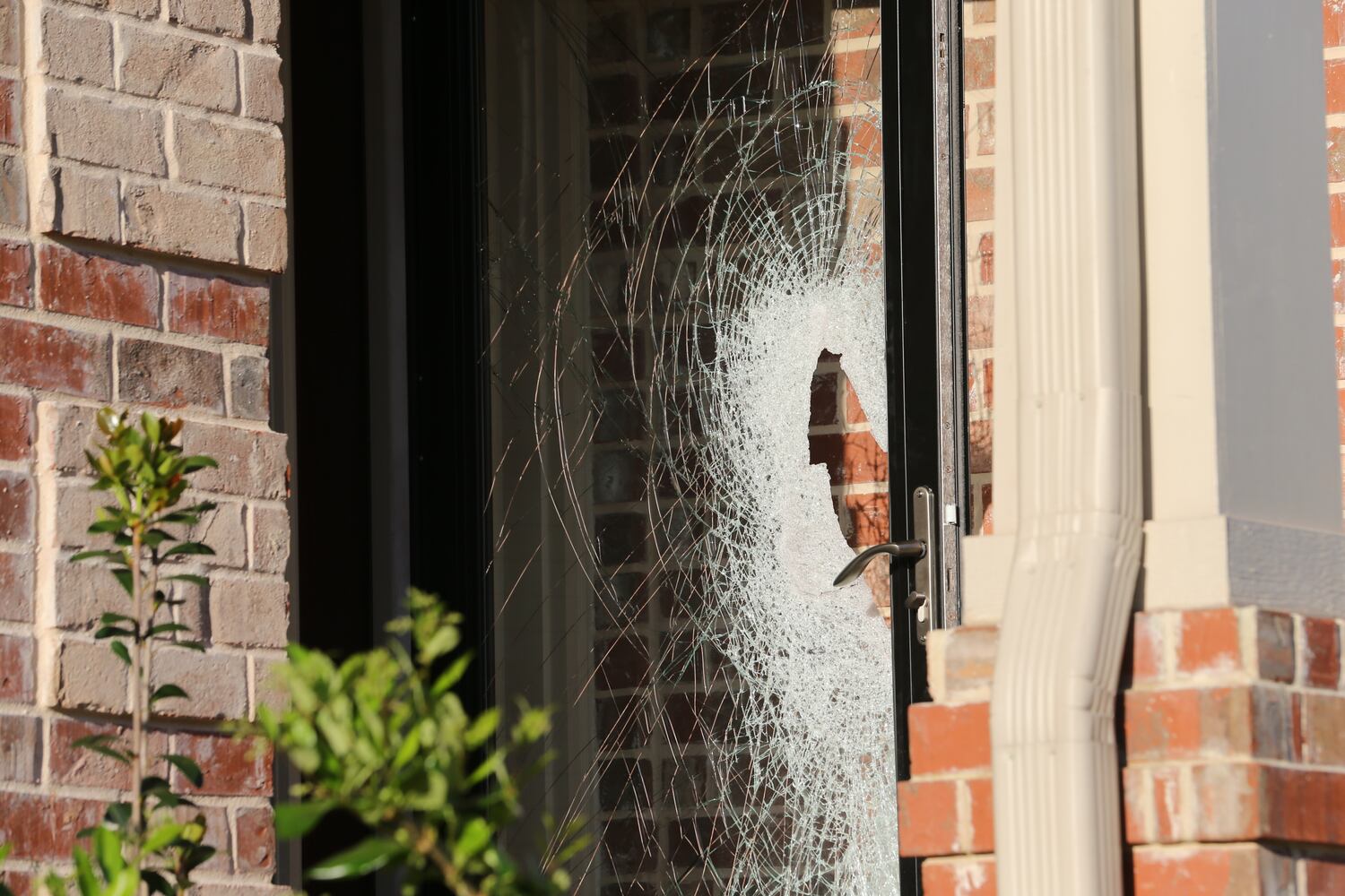 PHOTOS: FBI conducts search warrant operation in Fairburn