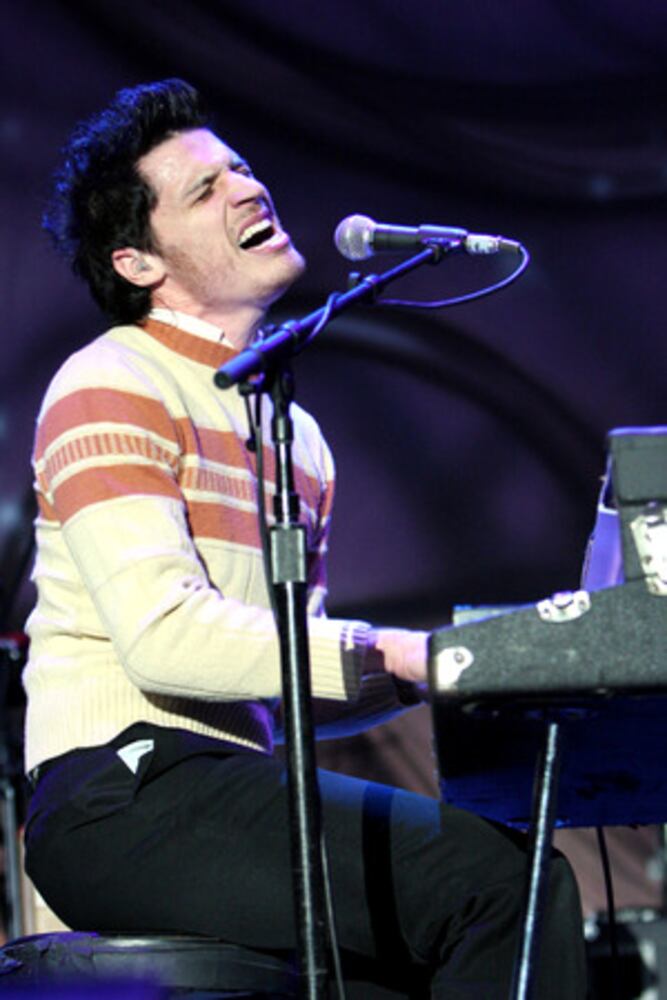 Matchbox Twenty, Alanis Morissette and Mute Math fill Philips