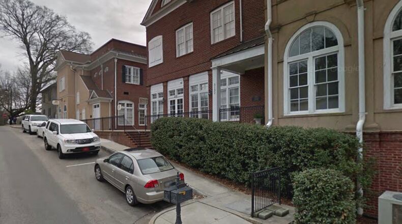 Duluth is defering parking concerns to homeowners’ associations. Google Maps