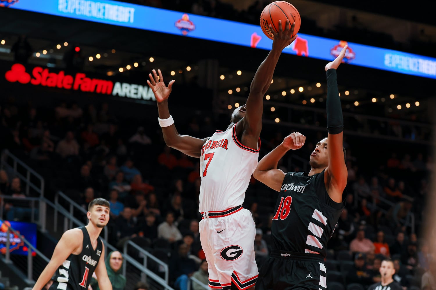 121425 uga basketball photos