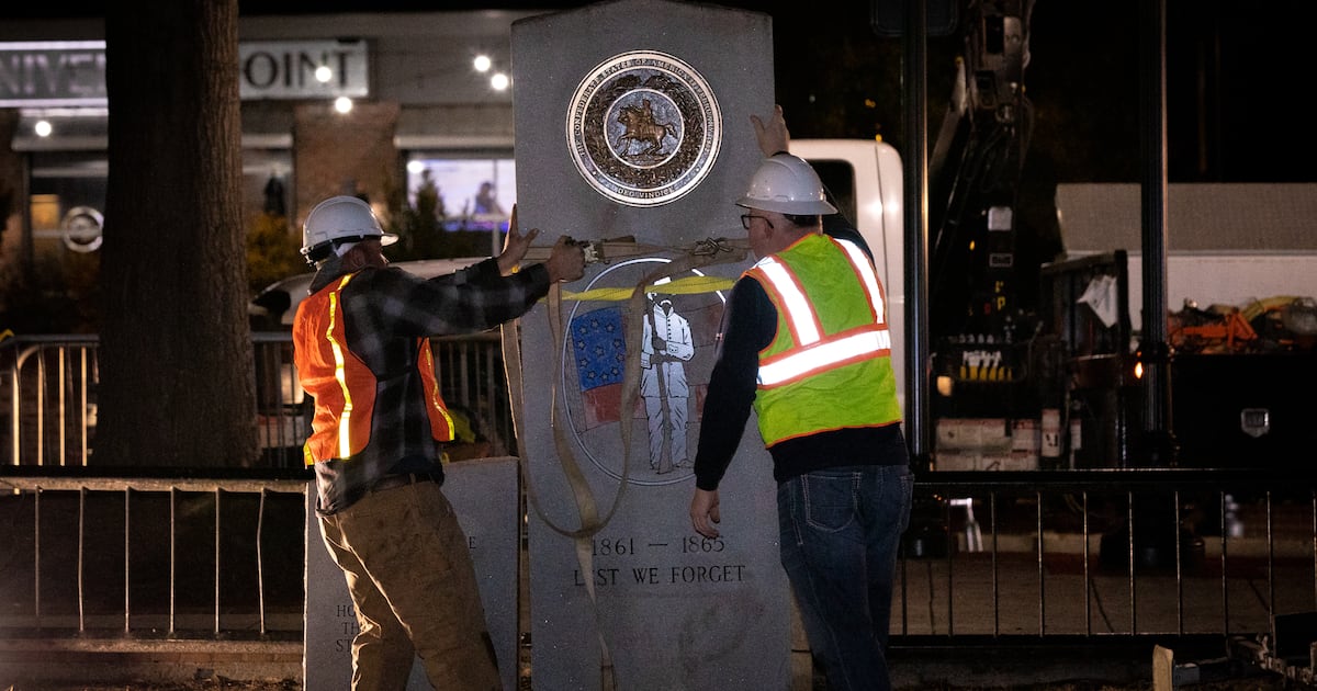 When the monument came down after 28 years