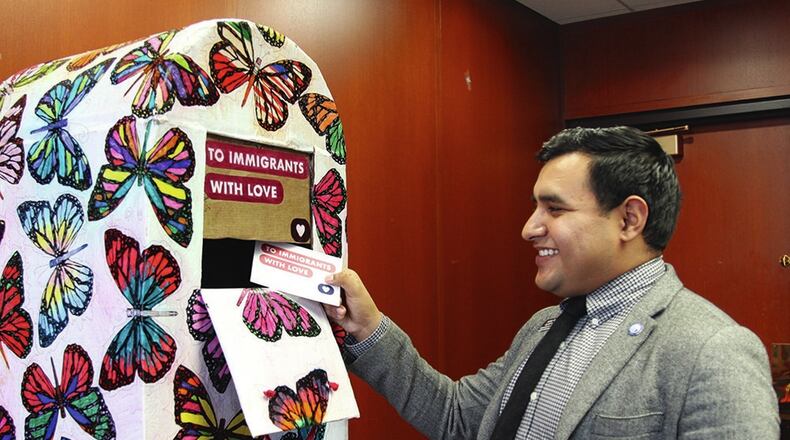 Anthony Pacheco, legislative assistant to state representative Bee Nguyen, also dedicated a message to the community. Samantha Díaz/MundoHispanico