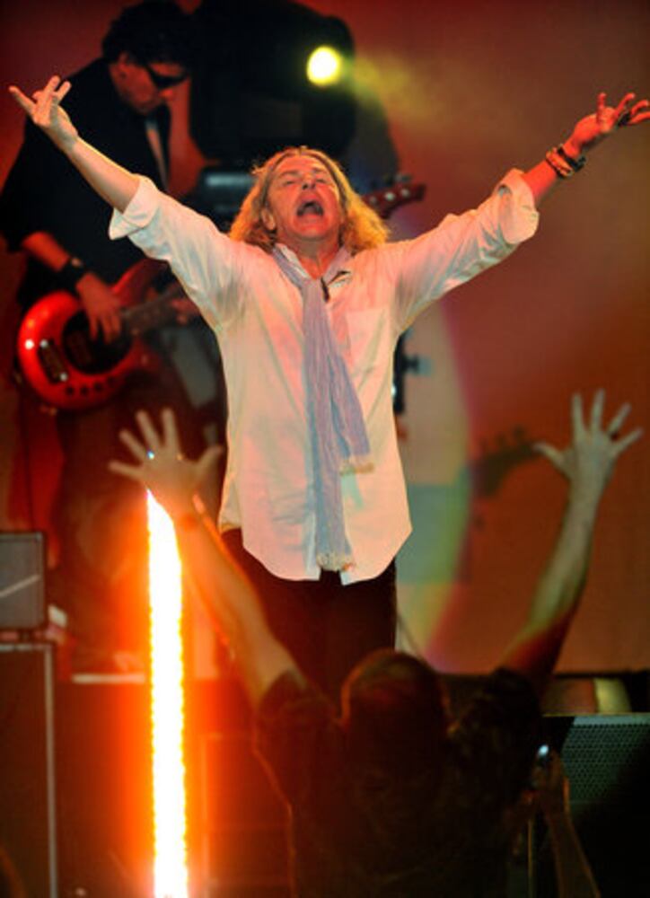 Collective Soul rocks Chastain Park