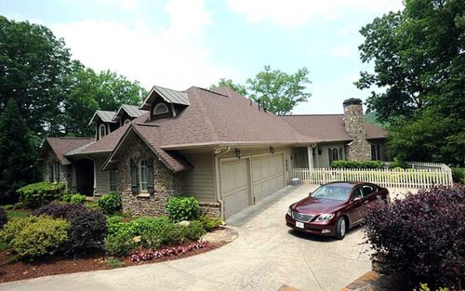 Active adults flock to Achasta, Dahlonega's elite community