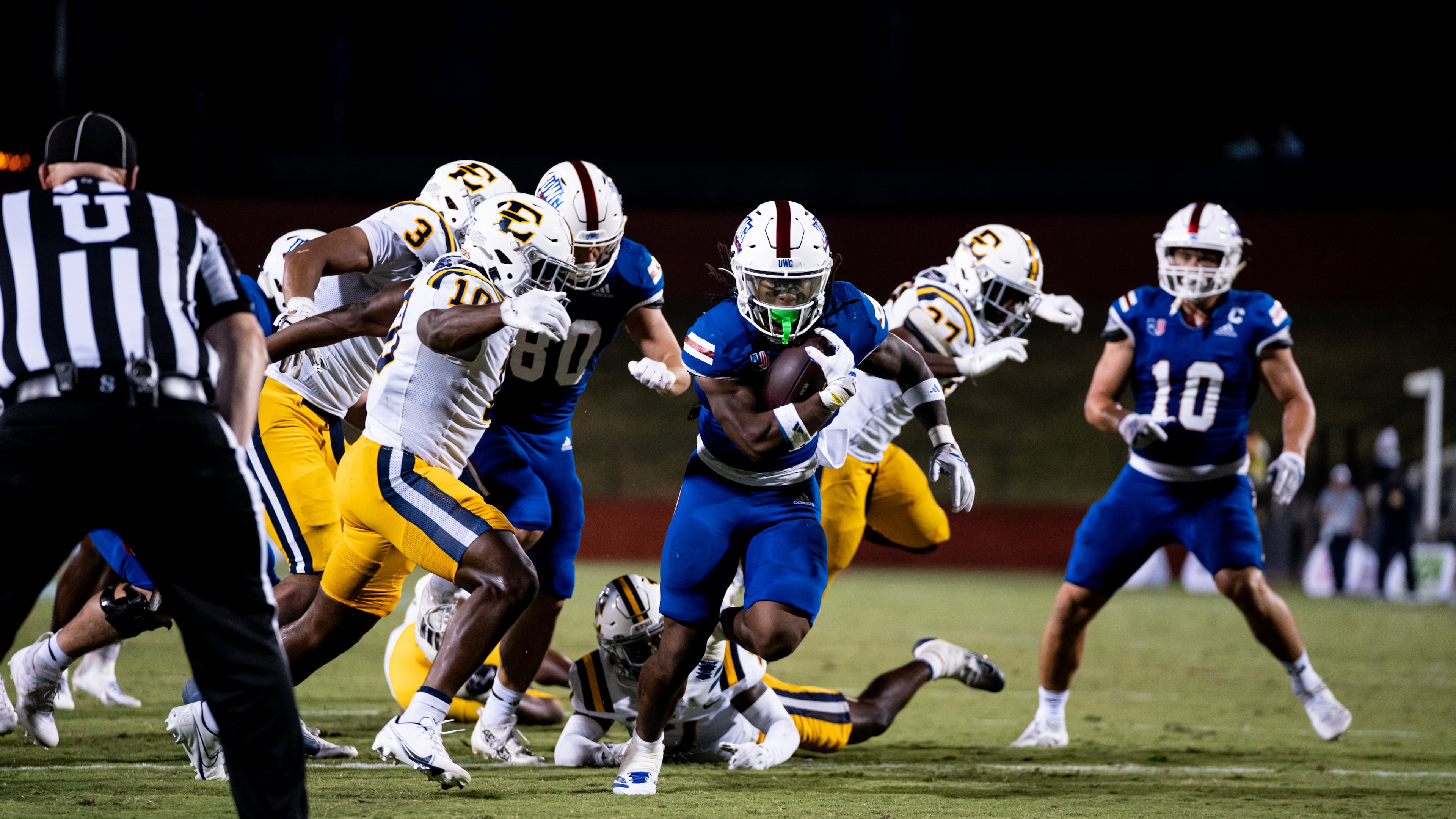 West Georgia running back T.J. Lester (center) ran for 108 yards and one touchdown in the win over Eastern Kentucky on Sept. 20, 2025. (Benjamin Lilley/West Georgia)