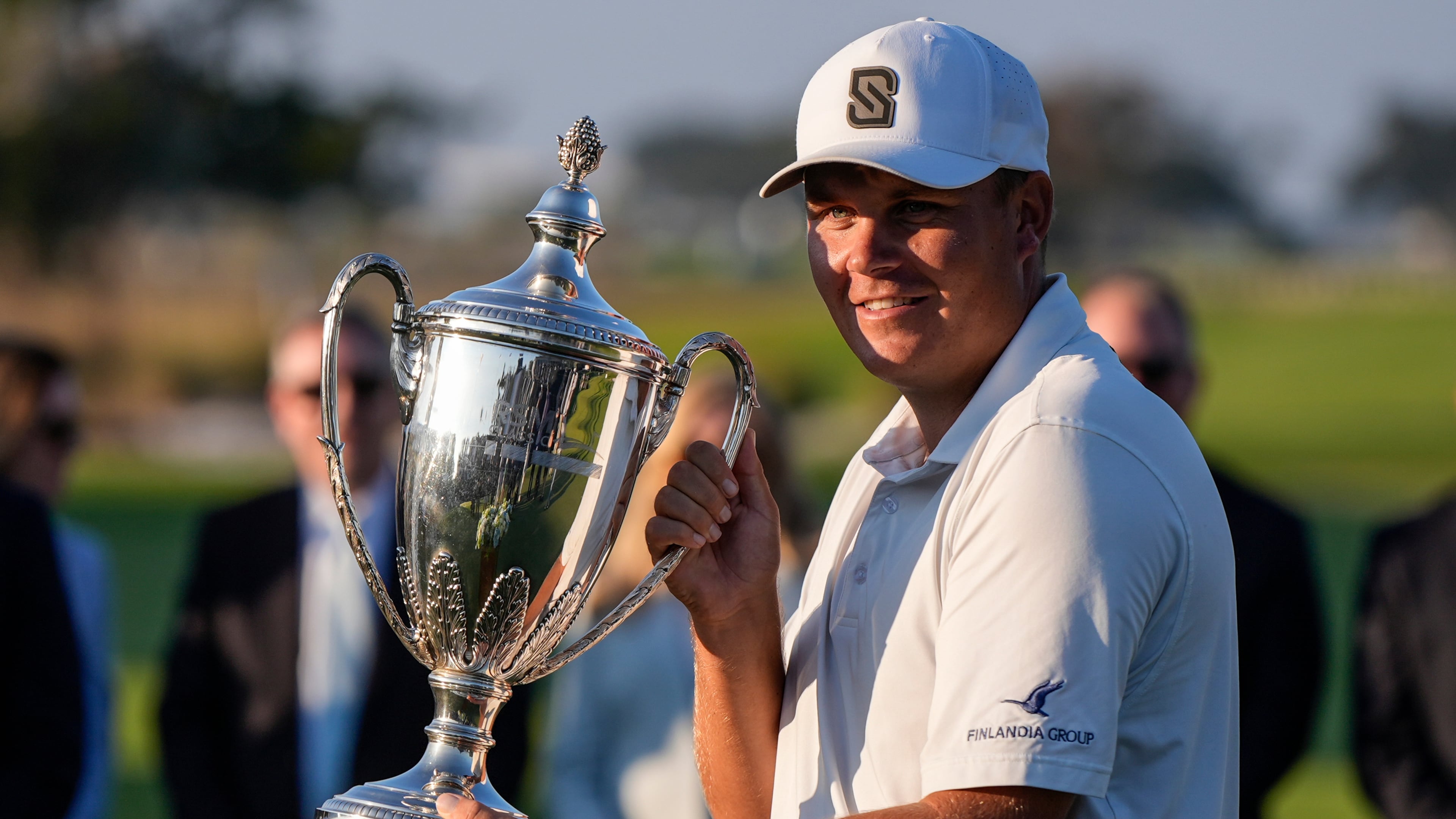 Sami Valimaki celebrates on the 18th green during the final round of the RSM Classic golf tournament, Sunday, Nov. 23, 2025, in St. Simons Island, Ga. (AP Photo/Mike Stewart)
