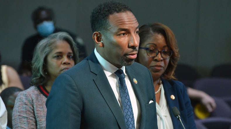 Mayor Andre Dickens speaks to the City Council. (Photo via Atlanta City Council Office of Communications)