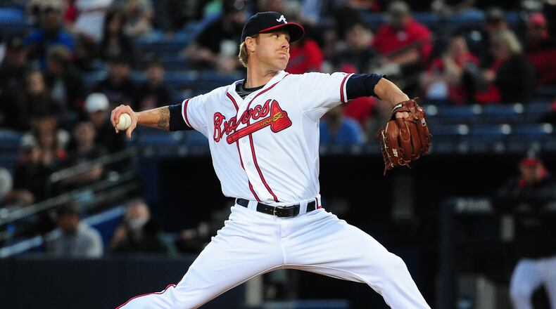 Mike Foltynewicz of the Braves throws against the Reds at Turner Field on May 1. (Photo by Scott Cunningham/Getty Images)