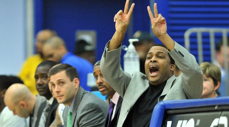 Georgia State coach Ron Hunter shouts instructions in a game against the Troy Trojans at the GSU Arena on Saturday, January 10, 2015. HYOSUB SHIN / HSHIN@AJC.COM