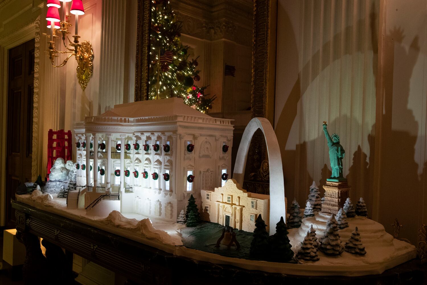 Photos: Melania Trump unveils 'Spirit of America' White House Christmas decor