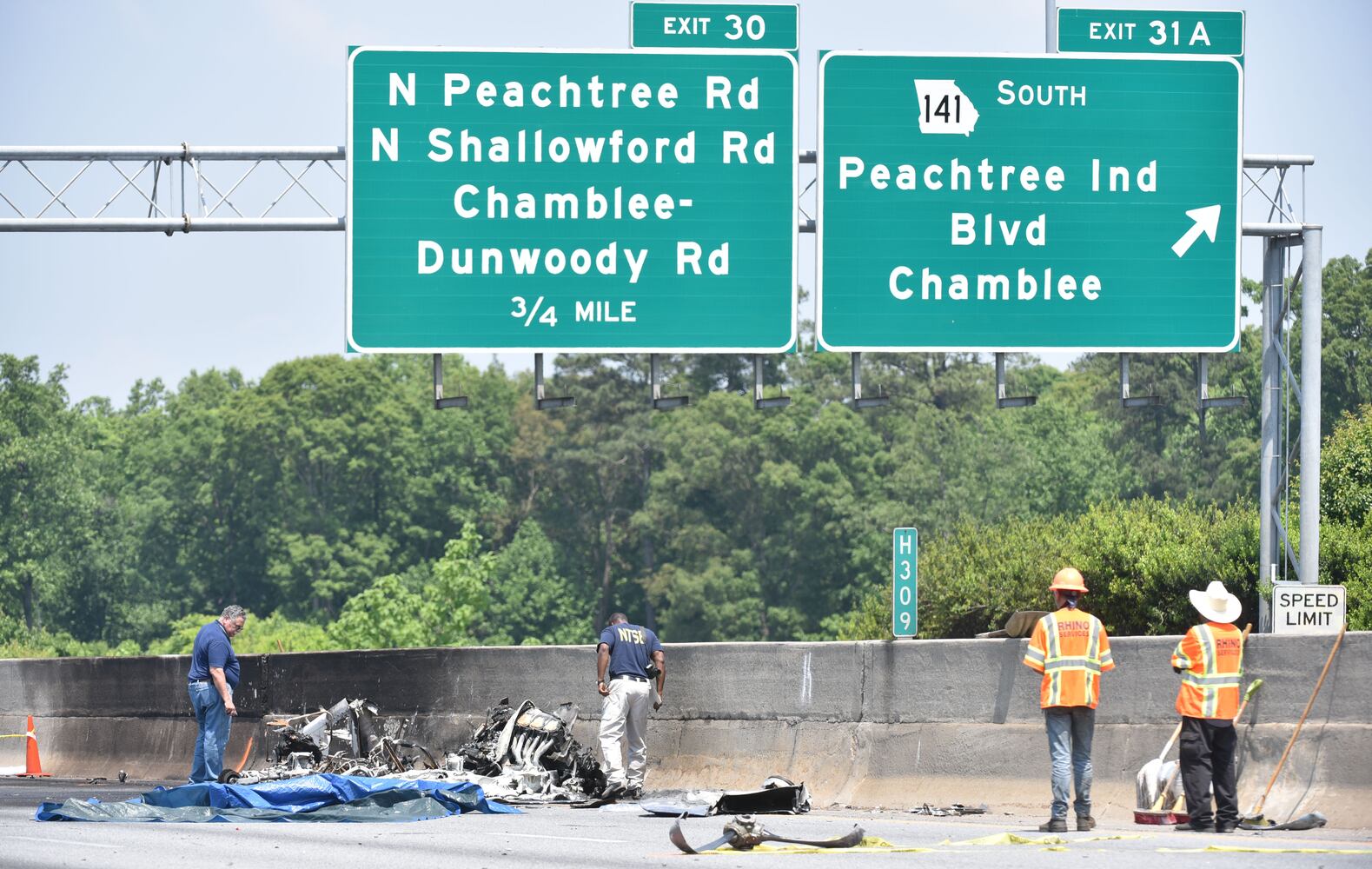 Plane crash I-285 Atlanta
