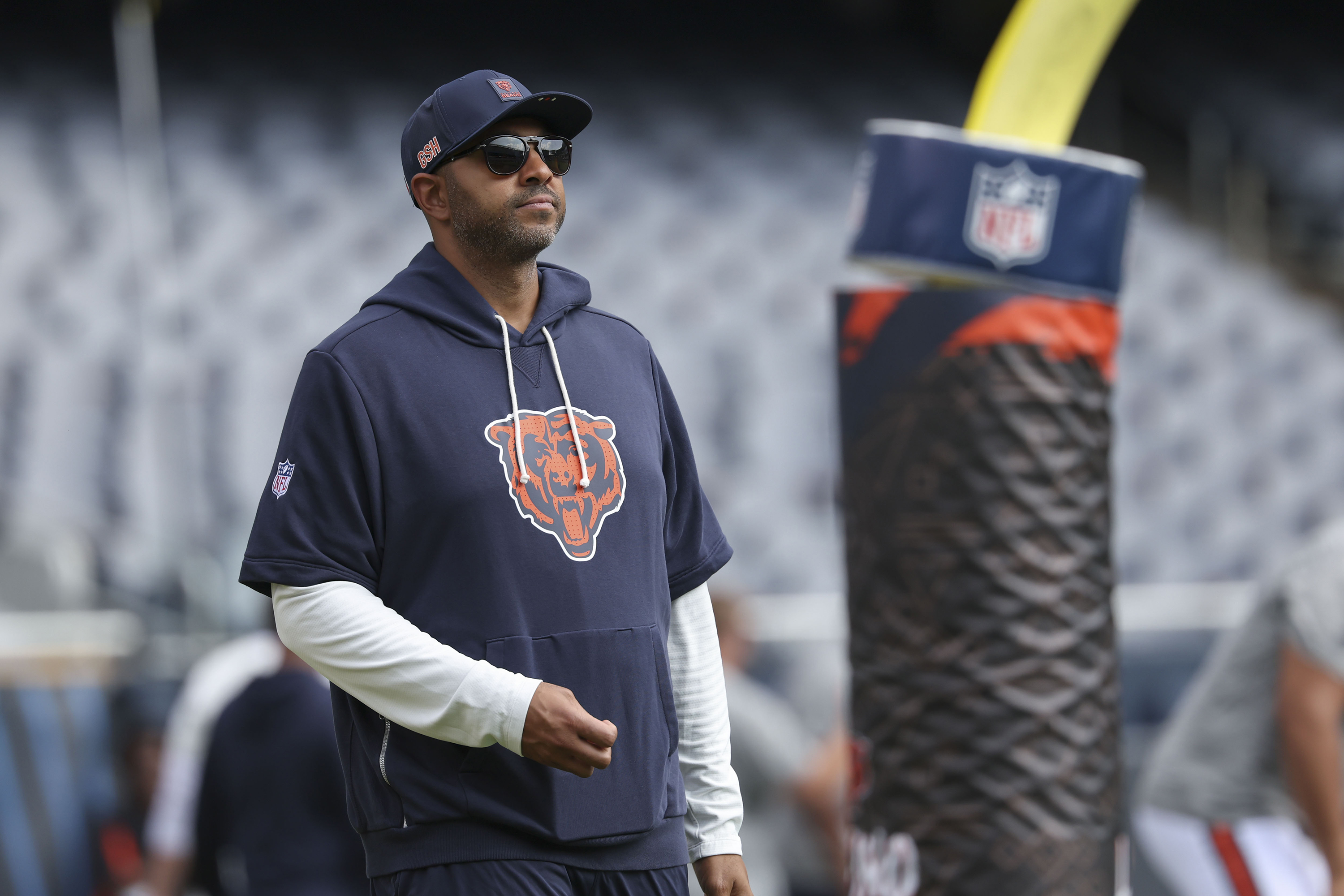 Ian Cunningham helped make the Chicago Bears winners again. He’s never called the shots, but he’s worked side by side with top executives who’ve done so successfully. (Brian Cassella/Chicago Tribune/Tribune News Service via Getty Images 2025)