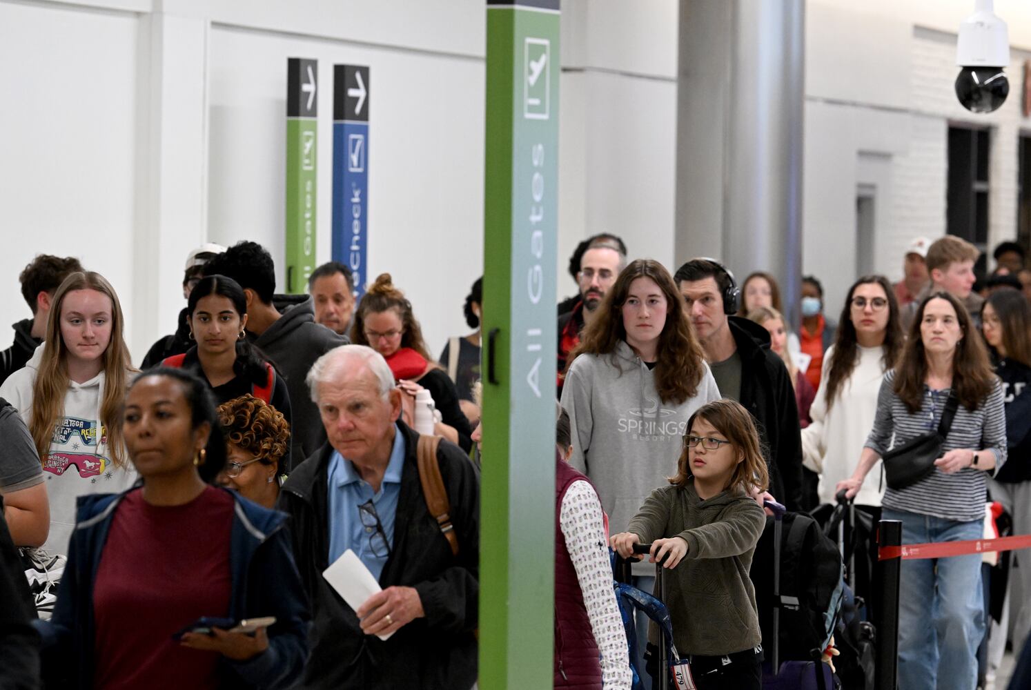 Saturday and weekend airport wait times