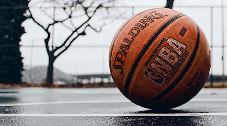 Cobb commissioners have accepted a $170,000 in-kind donation from the Atlanta Hawks Foundation to build a new basketball court and renovate a community/game room - both near Powder Springs.