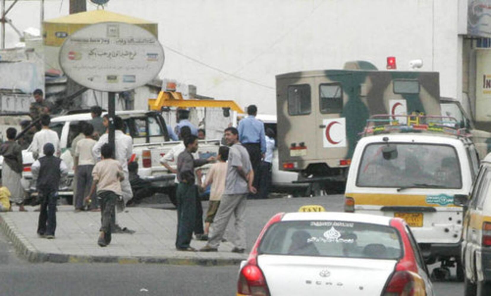 Car bombing, ambush at U.S. Embassy in Yemen