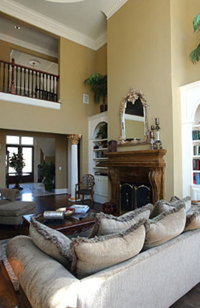 Mansion Madam' selling infamous home