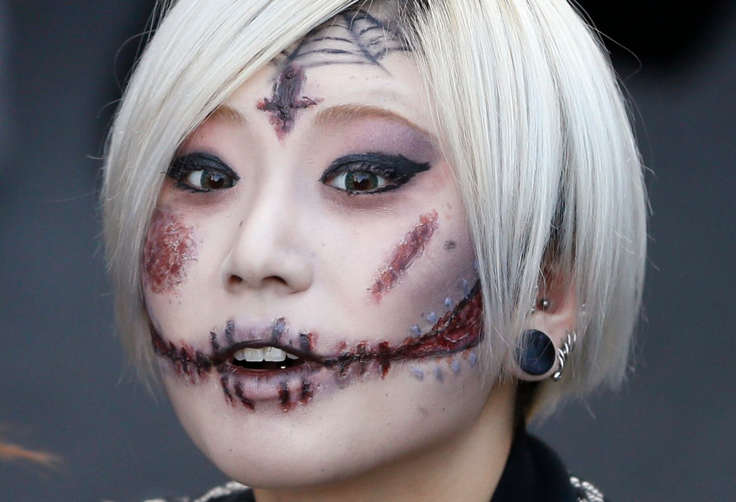 Zombies take over Tokyo Tower