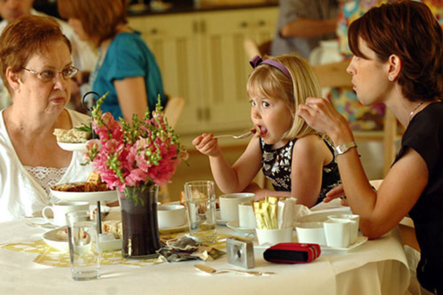 Atlanta Botanical Garden has tea, wedding for Mother's Day