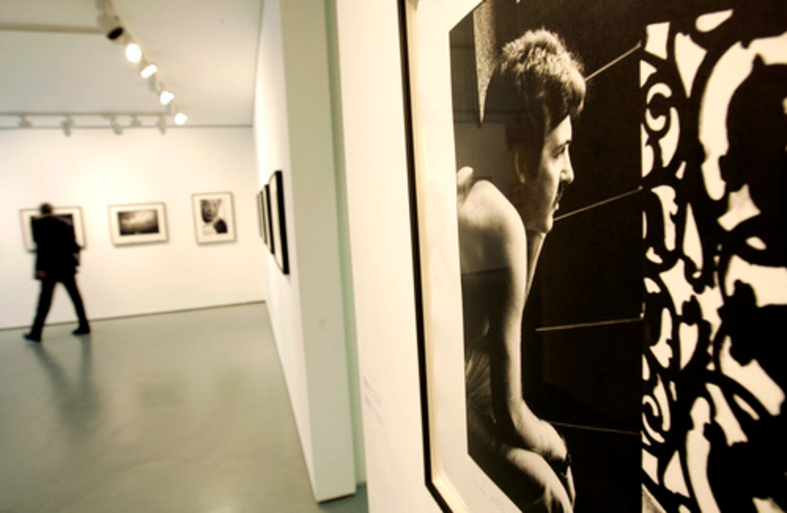 Linda McCartney photo exhibit opens in London